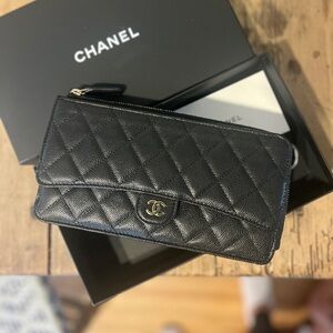NWT CHANEL Small Flap Pouch